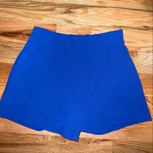 EUC blue envelop shorts